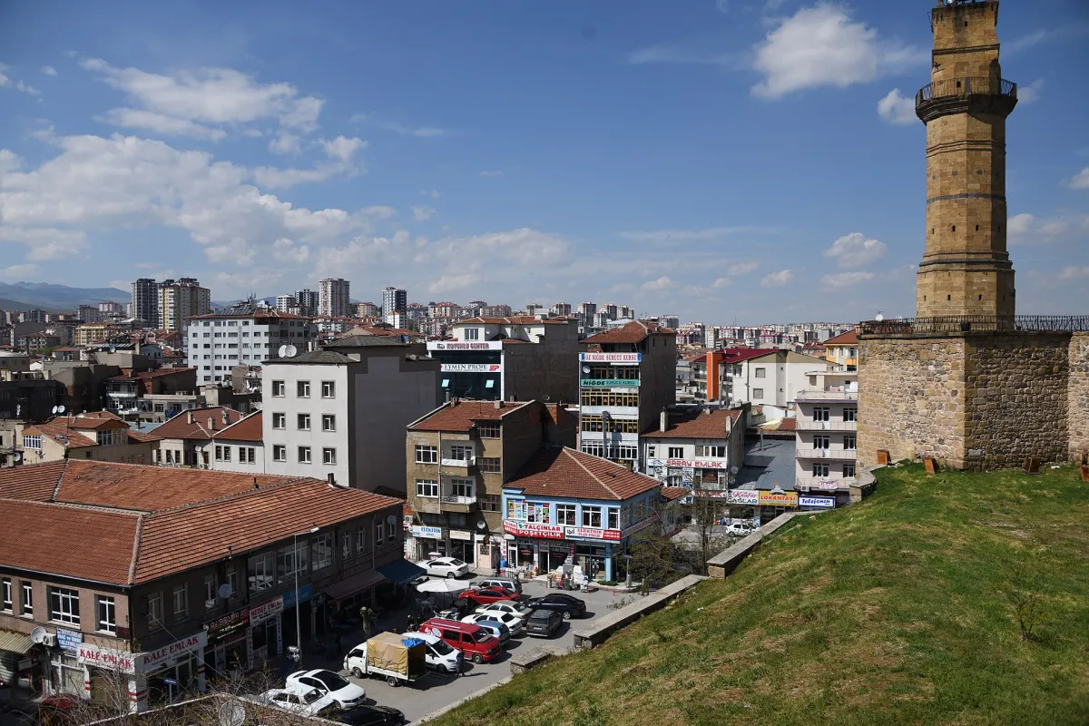 Niğde web tasarım – Niğde Kalesi