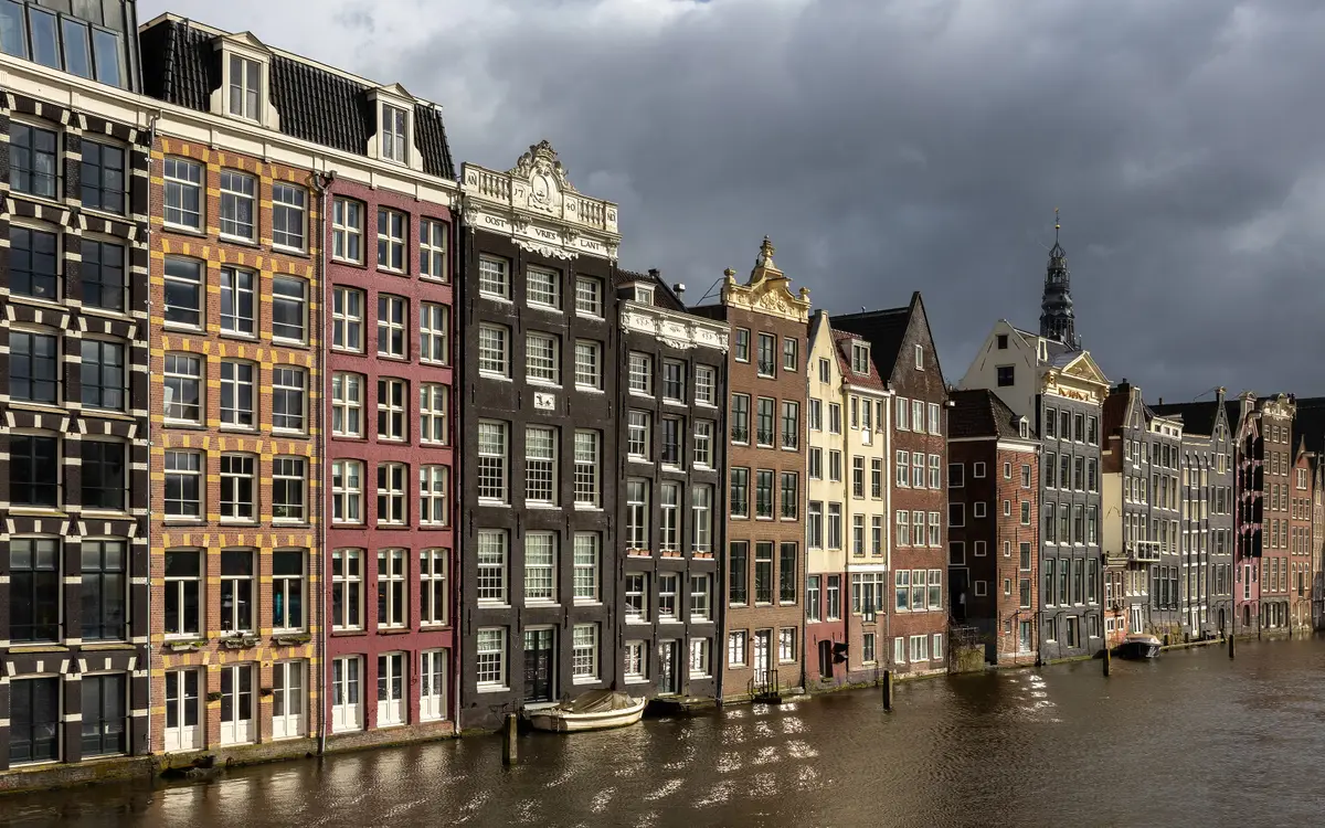 Web design in Amsterdam: Amsterdam skyline