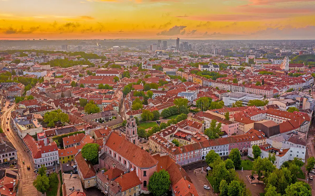 Web design in Lithuania: Vilnius Old Town